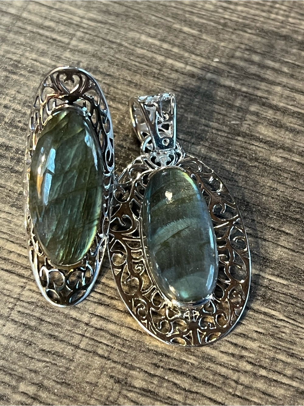 Sterling Silver Green Labradorite Oval Pendant and Ring Set. Sz 6 3/4-7